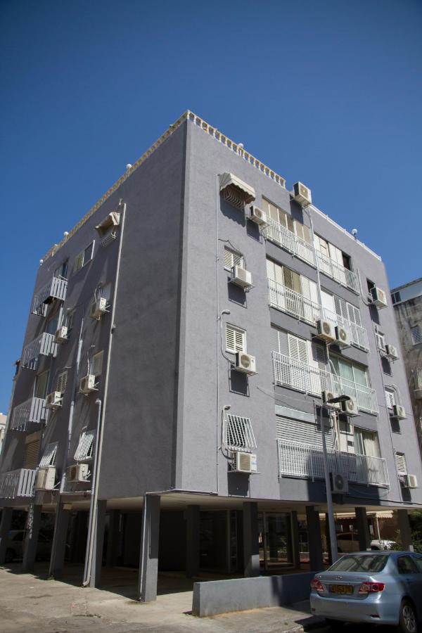 Apartments4You Etsel Bat Yam Exterior photo